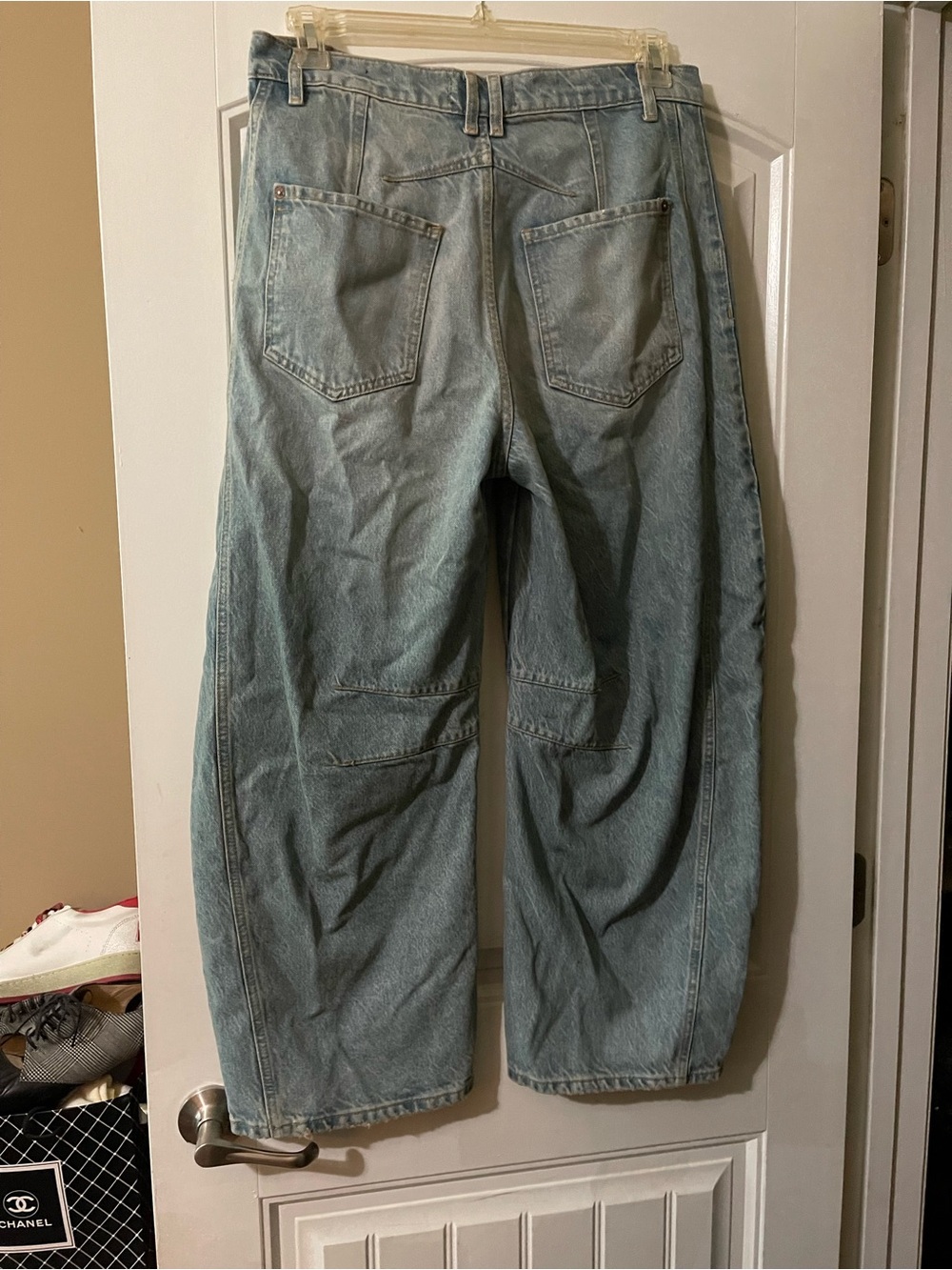 We The Free Light Wash Barrel Jeans Kismet size 29 - Picture 6 of 6